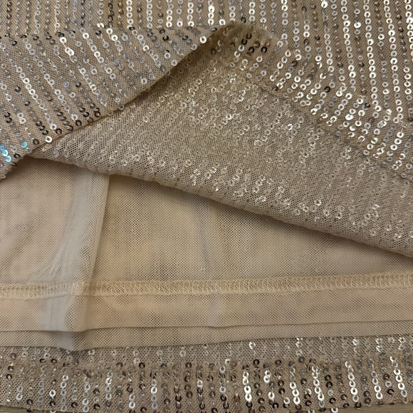 Gold Sequin Ribbed Sleeveless Tank Top - Picture 3 of 5